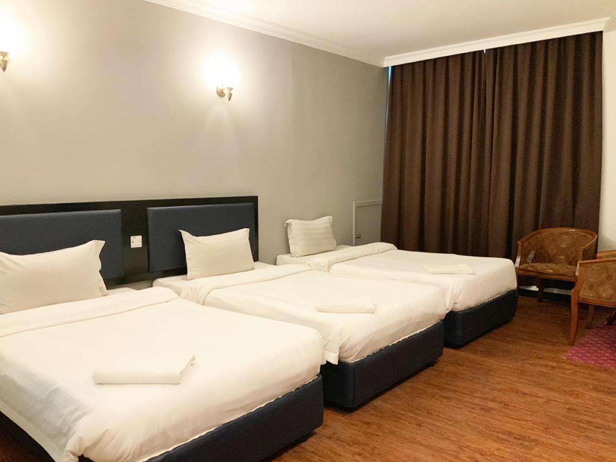 Golden Hotel Κότα Κιναμπαλού Εξωτερικό φωτογραφία