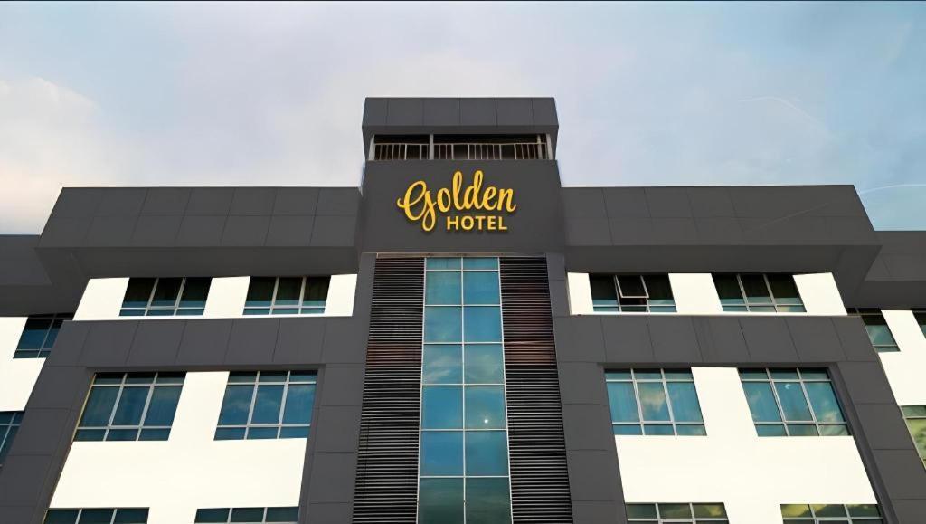 Golden Hotel Κότα Κιναμπαλού Εξωτερικό φωτογραφία